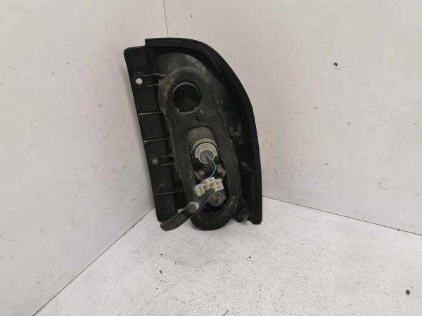 FEU ARRIERE GAUCHE GRAND VITARA 1999-2005 - Vue 2